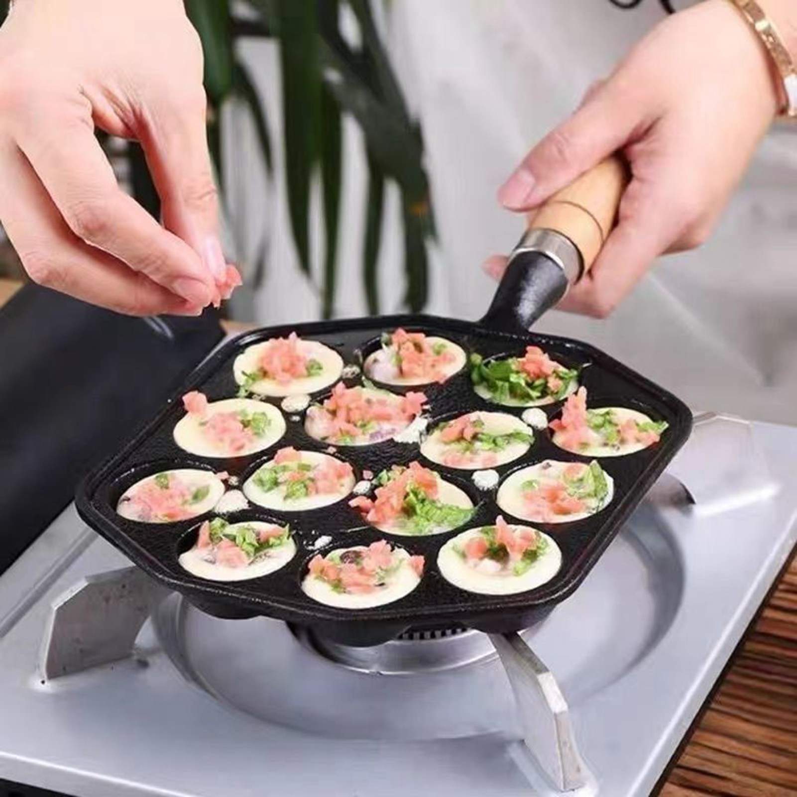 타코야키 팬 논 스틱 캐스트 다리미 문어 고기 볼 몰드 - Egg Waffle Pan 리뷰 및 가격